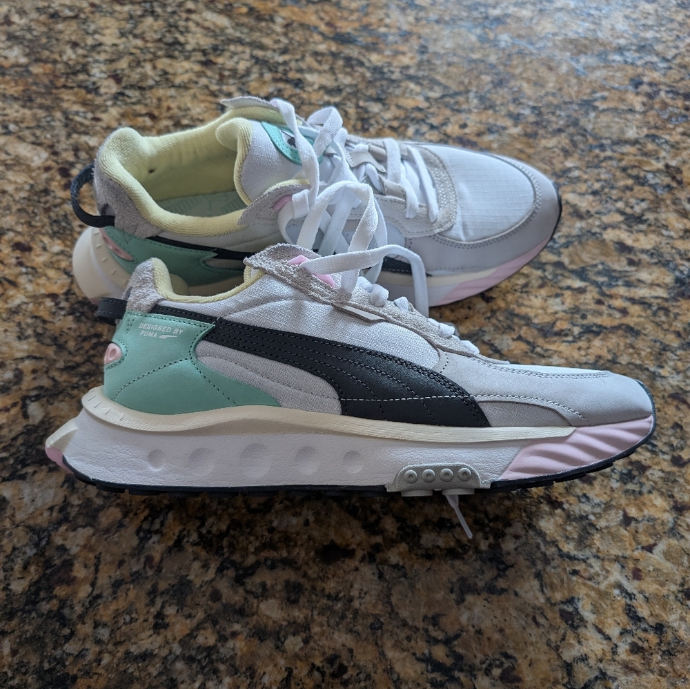 Mens Puma Sneakers - White, Black, Mint